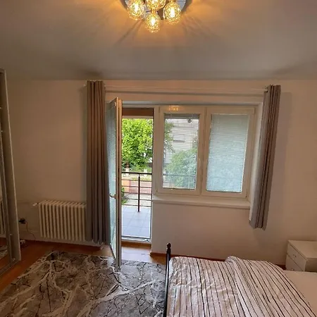 4 Bedroom Elegant, Beautiful And Spacious With A Botanical Garden Senec