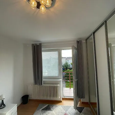 4 Bedroom Elegant, Beautiful And Spacious With A Botanical Garden