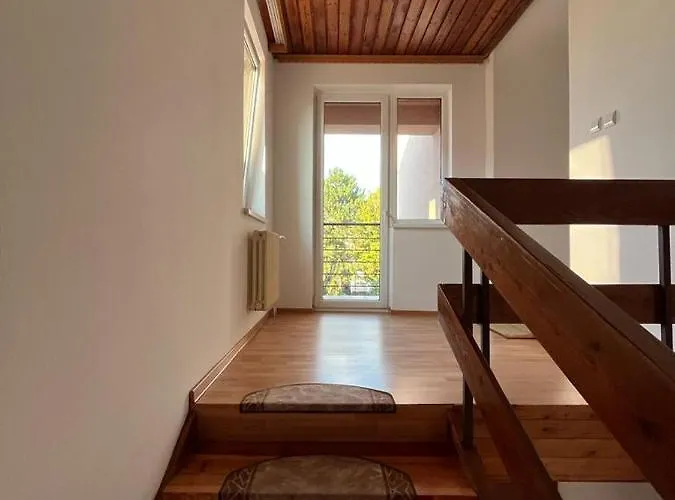 4 Bedroom Elegant, Beautiful And Spacious With A Botanical Garden Senec