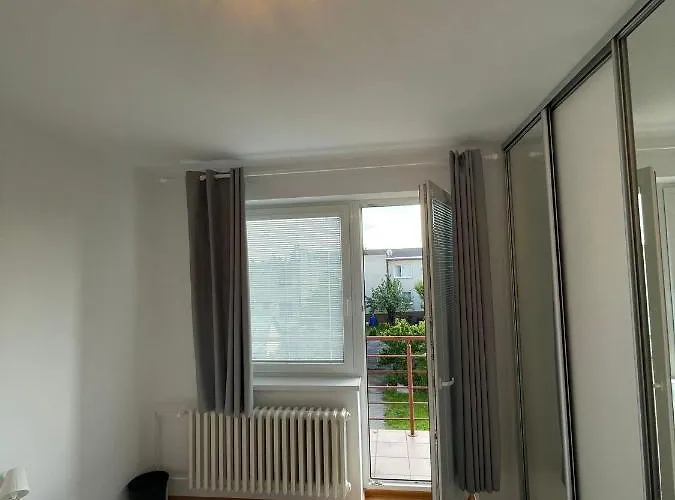 4 Bedroom Elegant, Beautiful And Spacious With A Botanical Garden