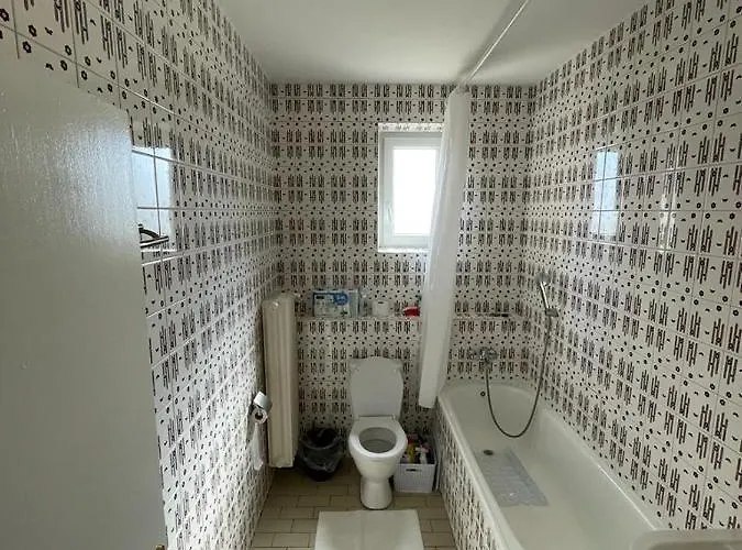 4 Bedroom Elegant, Beautiful And Spacious With A Botanical Garden Senec