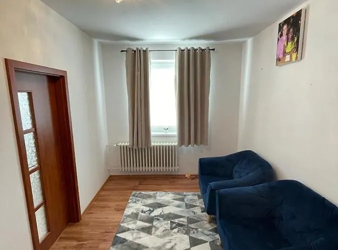 4 Bedroom Elegant, Beautiful And Spacious With A Botanical Garden Semesterbostad